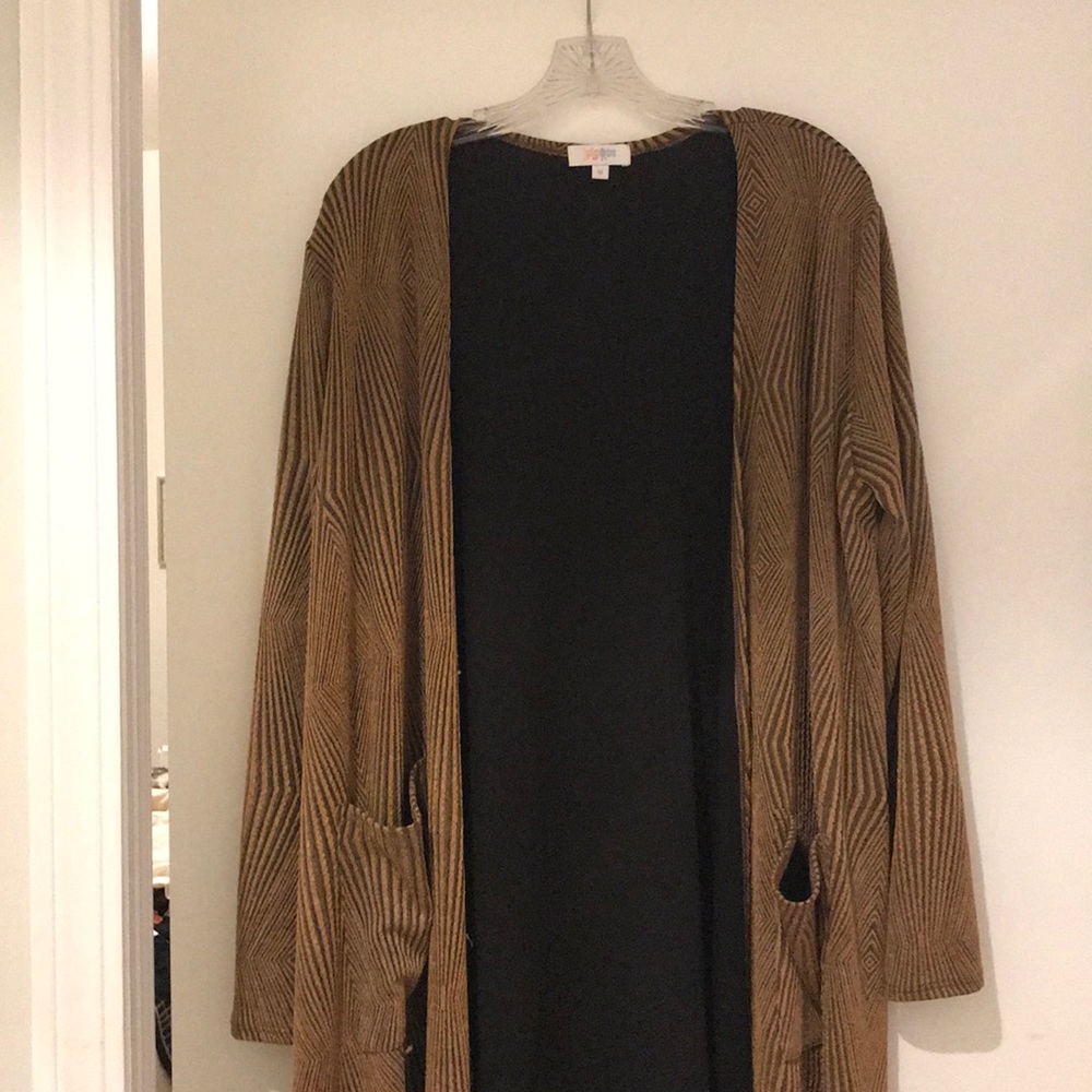 Medium Lularoe sarah sweater